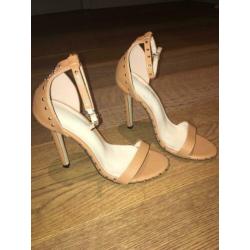 sexy high heels zand bruine kleur maat 37