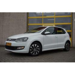 Volkswagen Polo 1.4 TDI BlueMotion BJ2015 LMV | Navi | Cruis