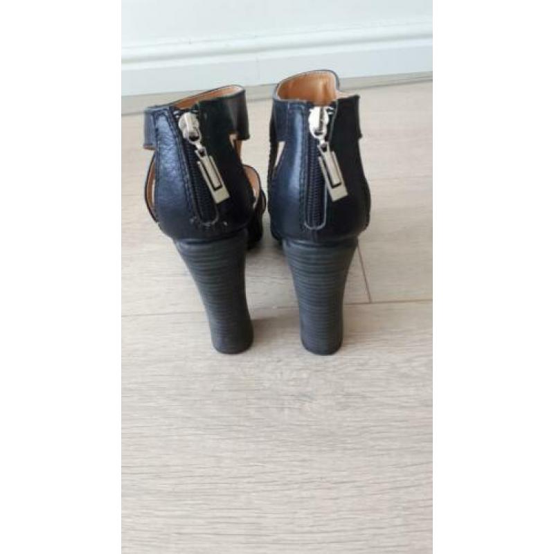 Ilario Ferucci pumps zwart leer maat 38