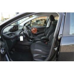 Peugeot 208 1.6 e-HDi Bl. Lease Navi / Cruise / Airco 50 pro