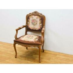 Fautieul van mahonie met borduursels 76714