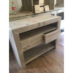 Badmeubel van verouderd steigerhout