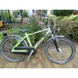 nette 24 inch Gazelle Shark met 3 versnellingen