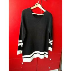 Hele Mooie en Leuke Trui / Sweater, maat M