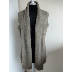 38/MANGUUN Mouwloos vest taupe kleur