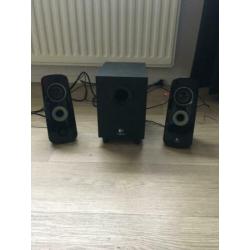 Speaker set