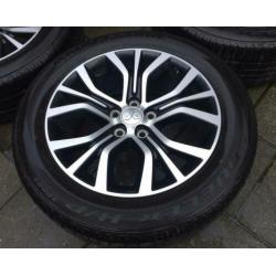 ? Originele Mitsubishi ASX / Outland Phev Velgen met Banden