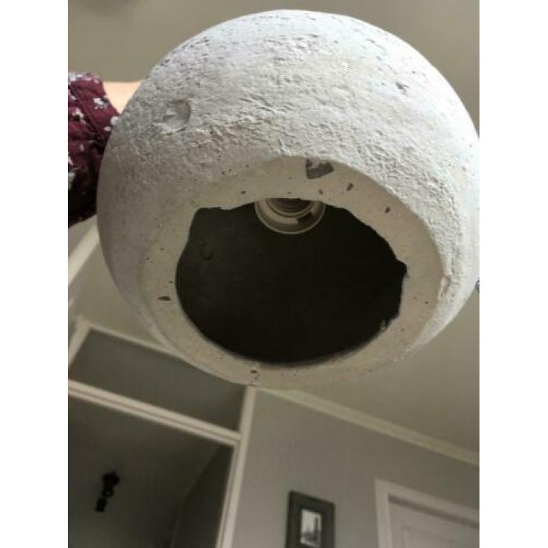 Twee nieuwe hanglampen