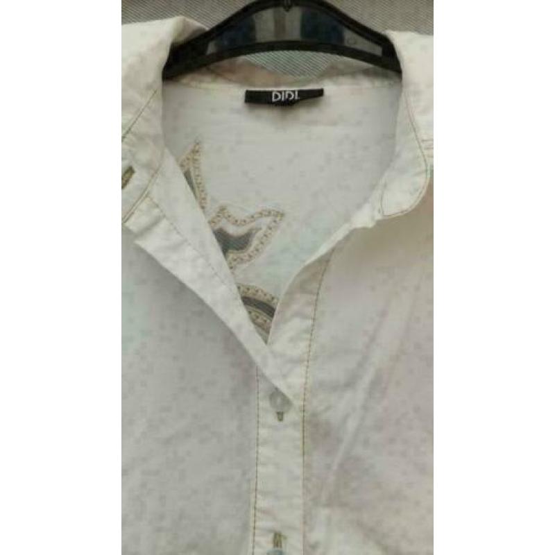 DIDI prachtig getailleerd creme/goud stretch blouse mt L