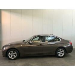 BMW 3 Serie 320i 170PK High Executive Sport LEDER-NAVI-XENON