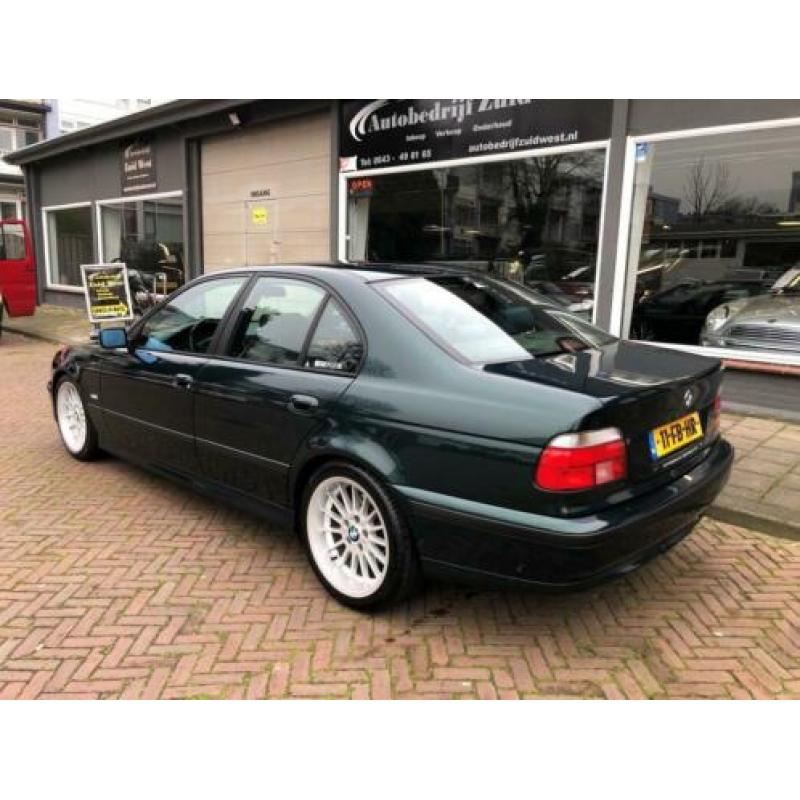 BMW 5-serie 523i Executive Automaat Xenon Nette auto Nap