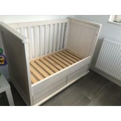 Compleet meegroeien ledikant white wash incl matras