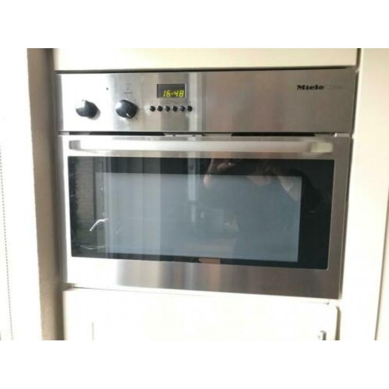 Keuken compleet met apparatuur