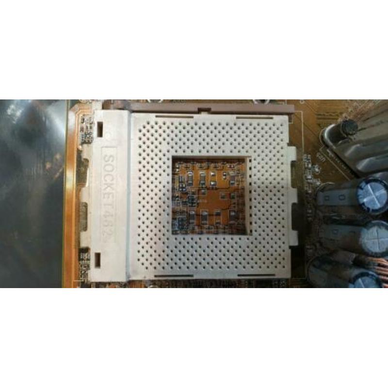 ASUS A7N8X Socket 462 moederbord