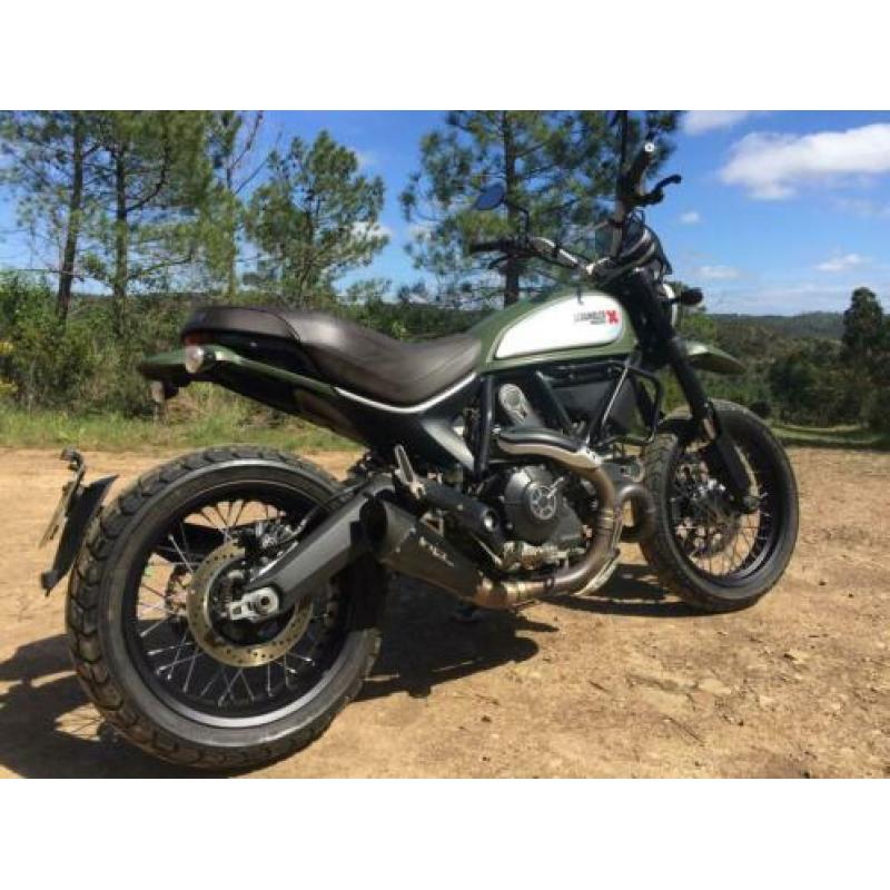 Ducatie Scrambler Urban Enduro