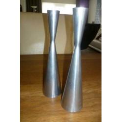 2 Chroomkleurige kandelaars IKEA