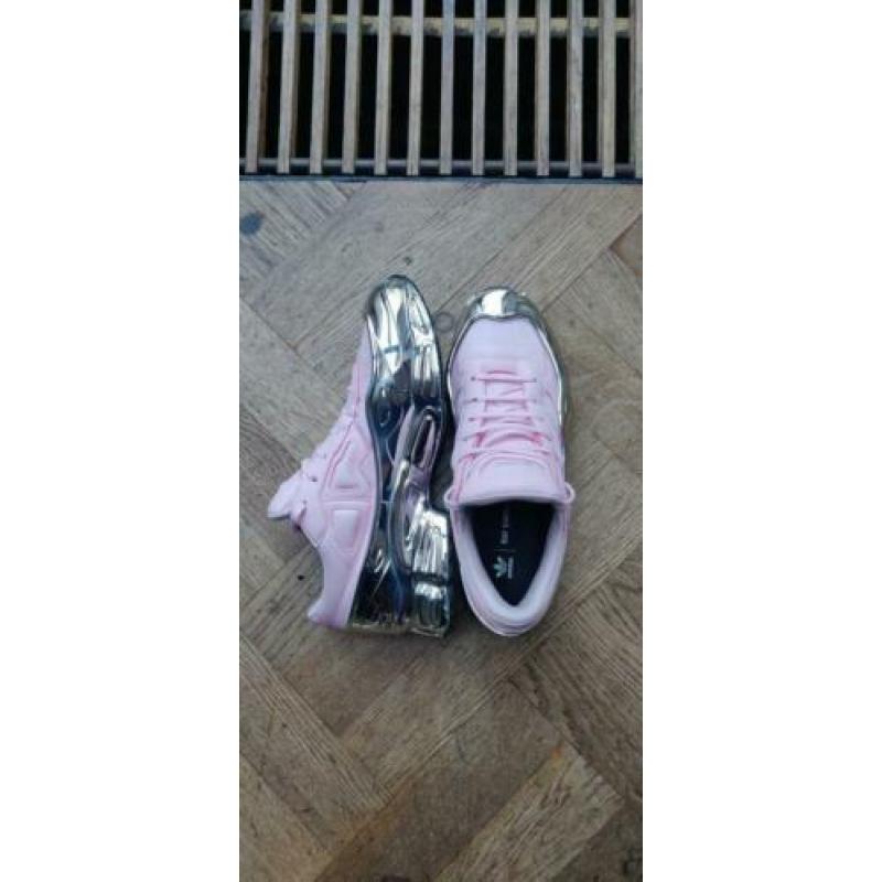 Raf Simons Ozweego Pink Metallic