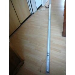 hanglamp met 2 tl buizen van 36W, lengte 320 cm., grijs