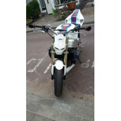 Suoergave streetfighter Honda fireblade basis