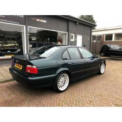 BMW 5-serie 523i Executive Automaat Xenon Nette auto Nap