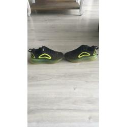 Nike air max 720 maat 38,5