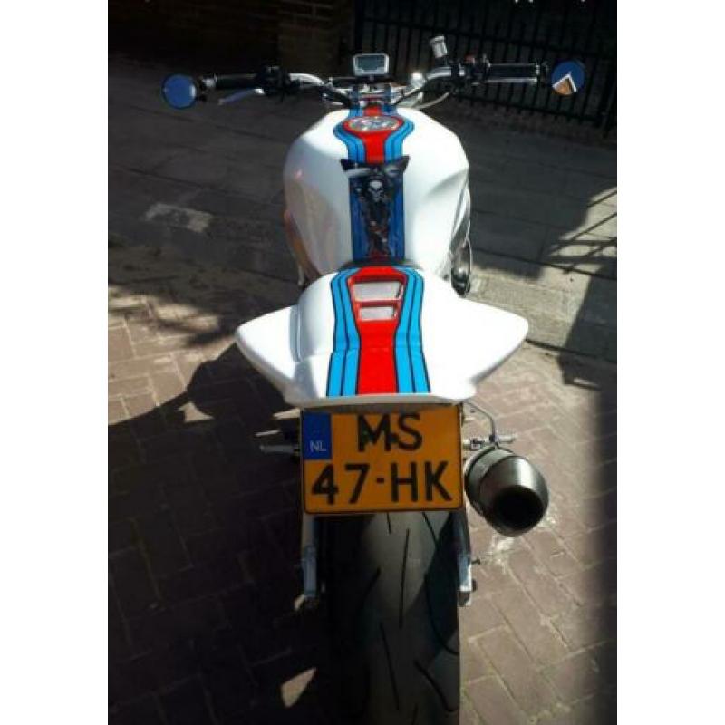 Suoergave streetfighter Honda fireblade basis