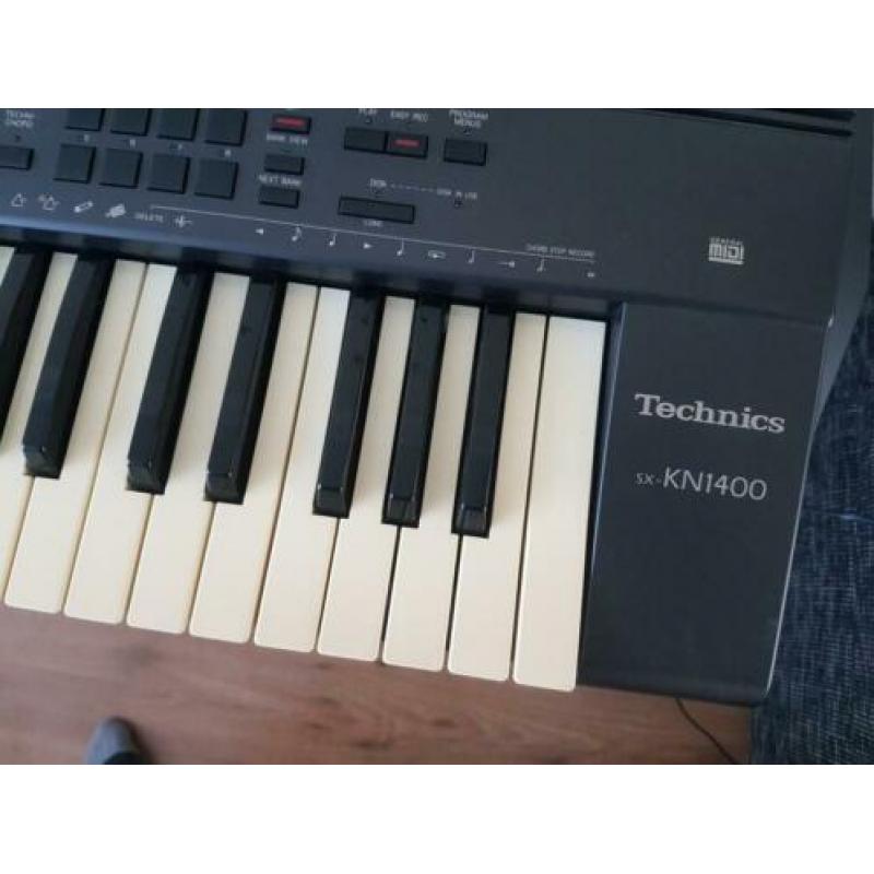 Technics SX-KN1400 keyboard