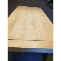 Eettafel grijs 180 bij 90 cm