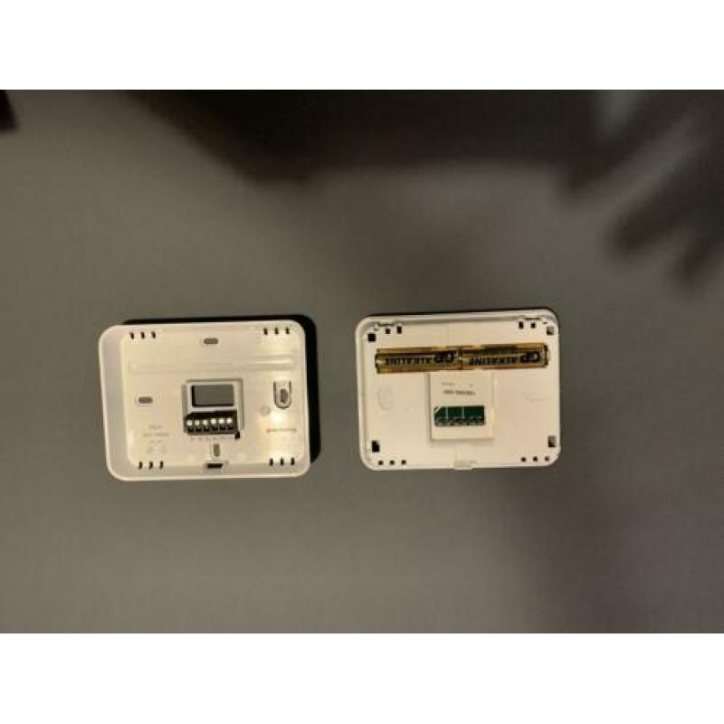 Honeywell chronotherm touch aan/uit [6 mnd oud]
