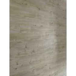 Laminaatvloer (klik) 24m2