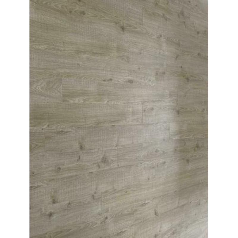 Laminaatvloer (klik) 24m2