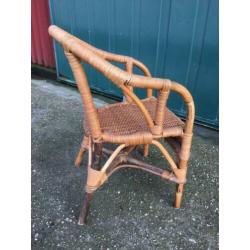 Rotan stoel voor kinderen