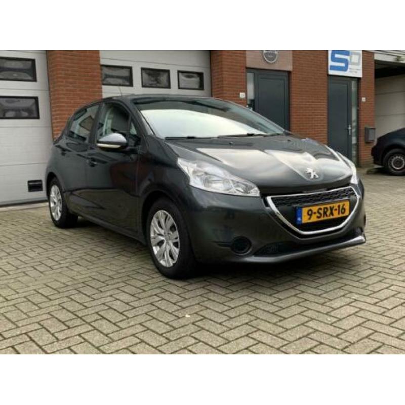 Peugeot 208 1.2 VTI 60KW 5-D 2-TR 2013 Grijs