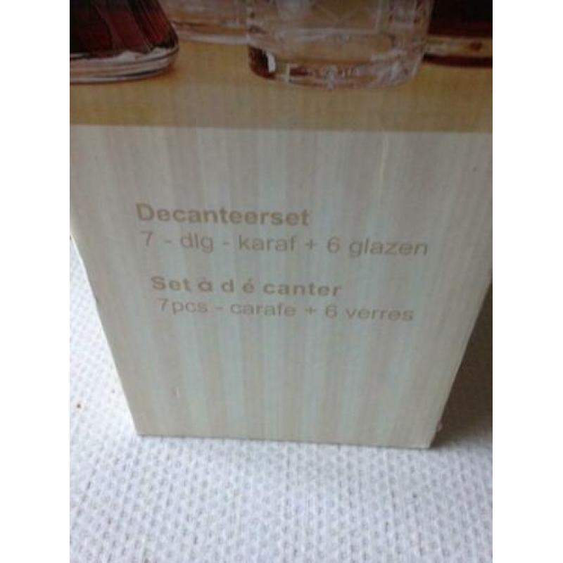 Decanteerset 7 dlg Karaf en 6 glazen