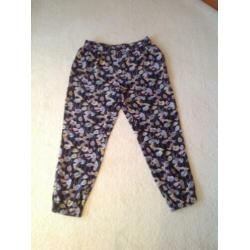 Leuke gave mooie broek van Iceberg, maat 38. Zomer