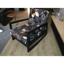2 Ikea fauteuils, kunnen schommelen. Zwart geschilderd
