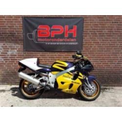 Grote voorraad onderdelen GSX-R GSXR GSX R 600 750 1100