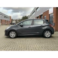 Peugeot 208 1.2 VTI 60KW 5-D 2-TR 2013 Grijs