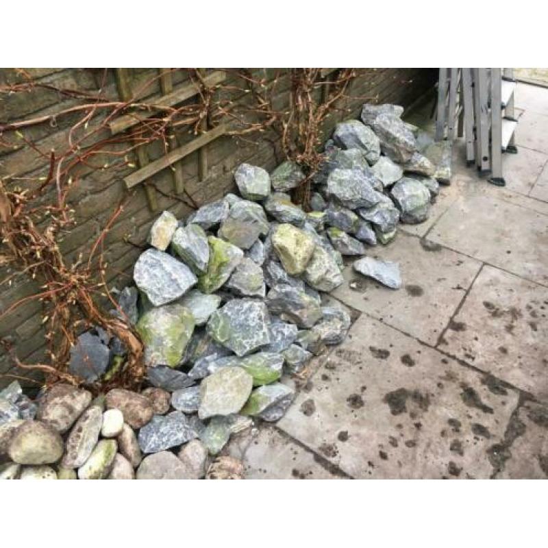 Schanskorf 180x90x15 (3 stuks) inclusief stenen