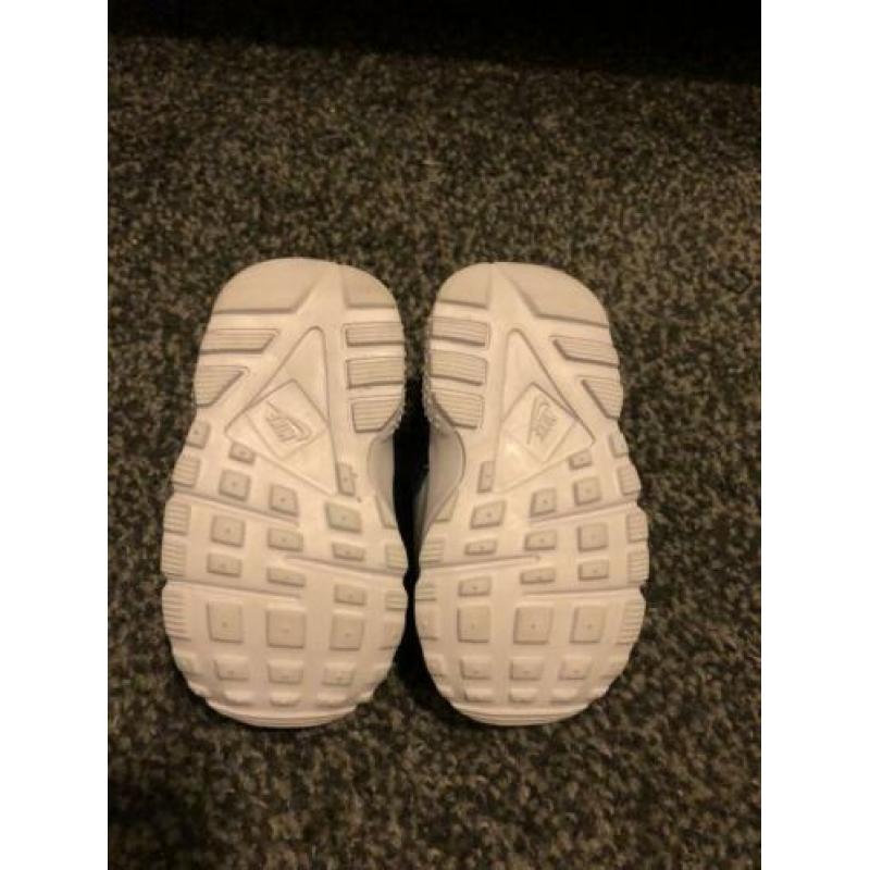 Nike schoentjes maat 19,5 nieuw