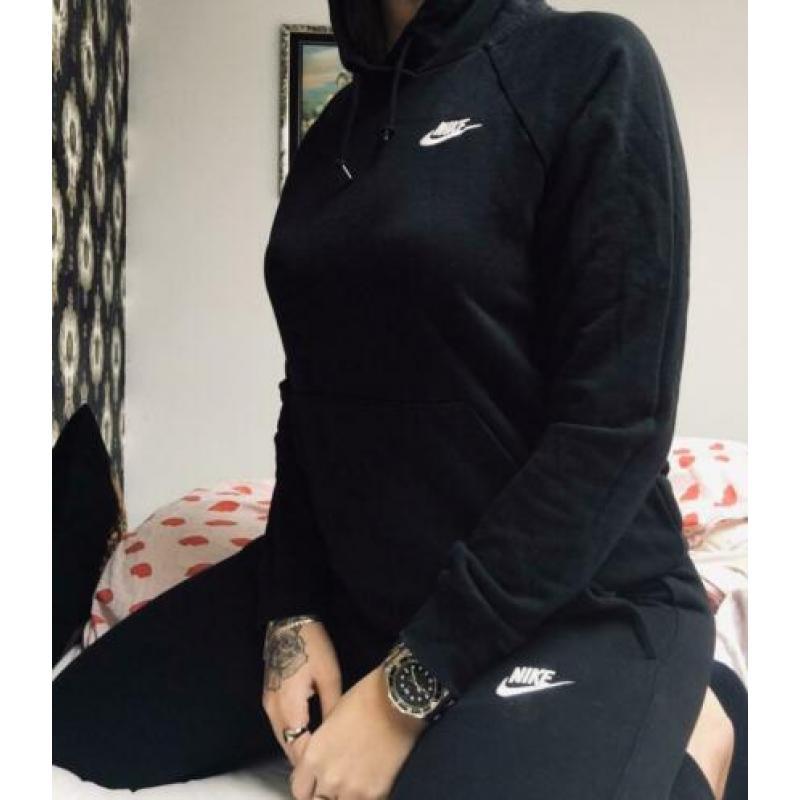 Zwart nike trainingspak joggingpak S