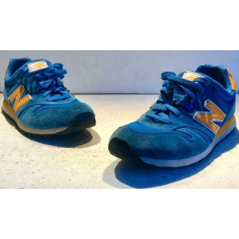 NEW BALANCE (SPORT) SCHOENEN BLAUW maat 40,5
