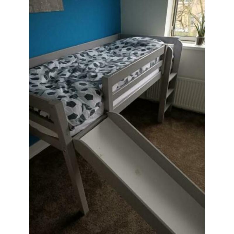 Kinderbed, hoogslaper incl keurig matras