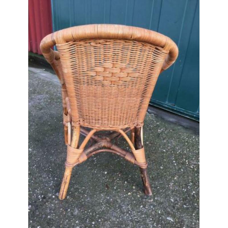 Rotan stoel voor kinderen
