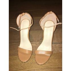 sexy high heels zand bruine kleur maat 37