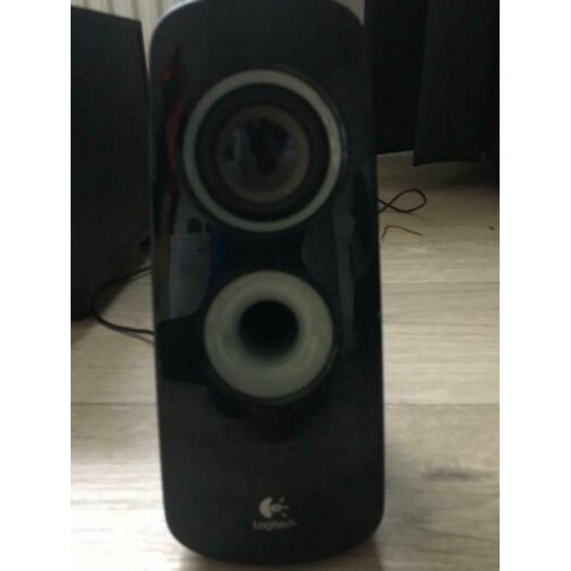 Speaker set