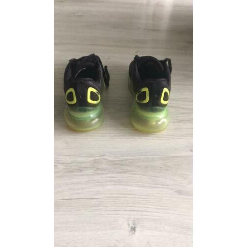 Nike air max 720 maat 38,5