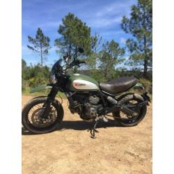 Ducatie Scrambler Urban Enduro