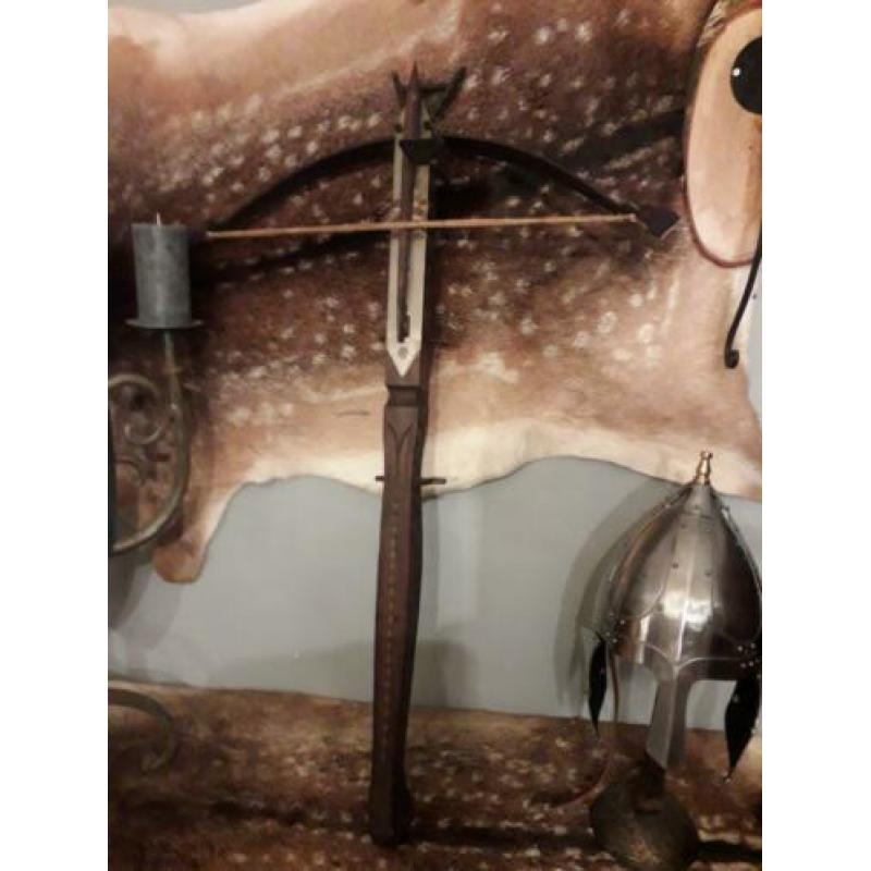 ridder harnas , antiek , decoratie kruisboog