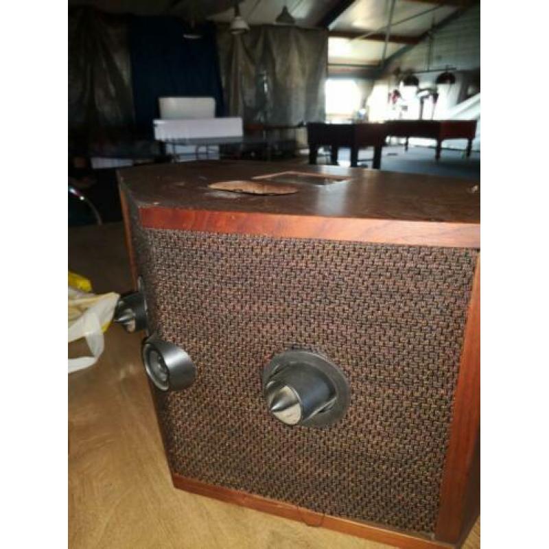 Bose 901 speakers